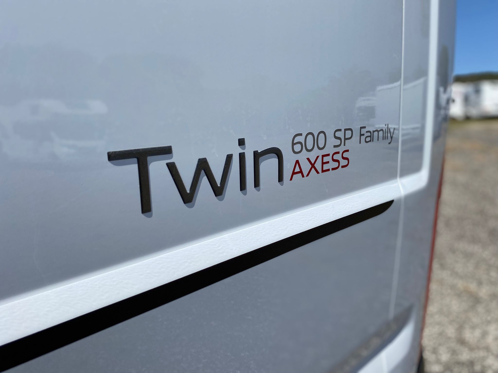 TWIN AXESS 600SP FAMILY