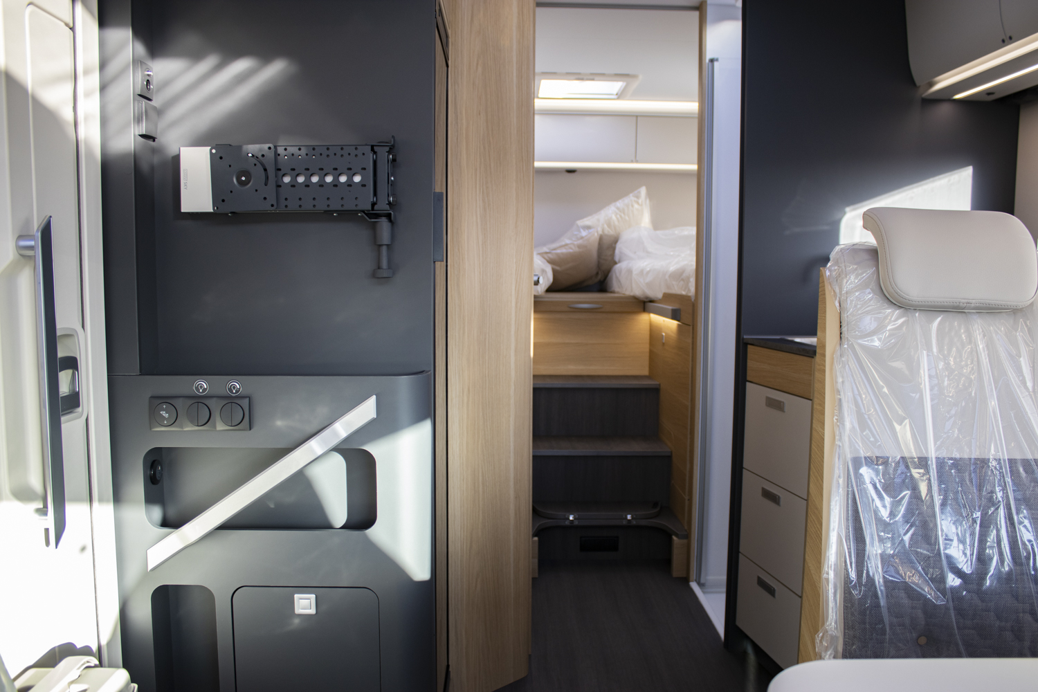 ADRIA MATRIX AXESS 670 SL