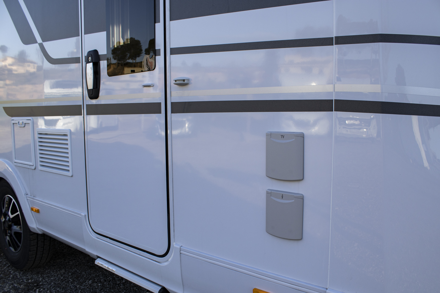 ADRIA MATRIX AXESS 670 SL