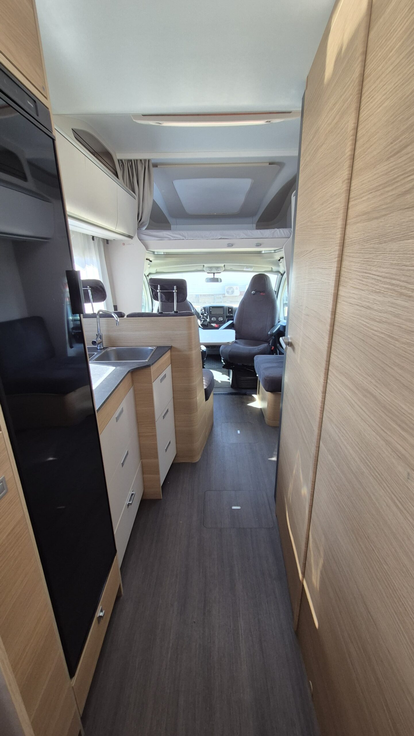 Adria Coral XL Axess 660 SL