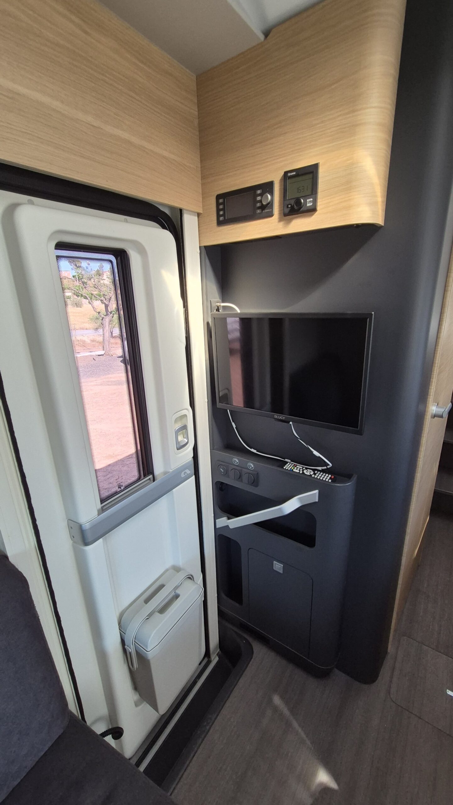 Adria Coral XL Axess 660 SL