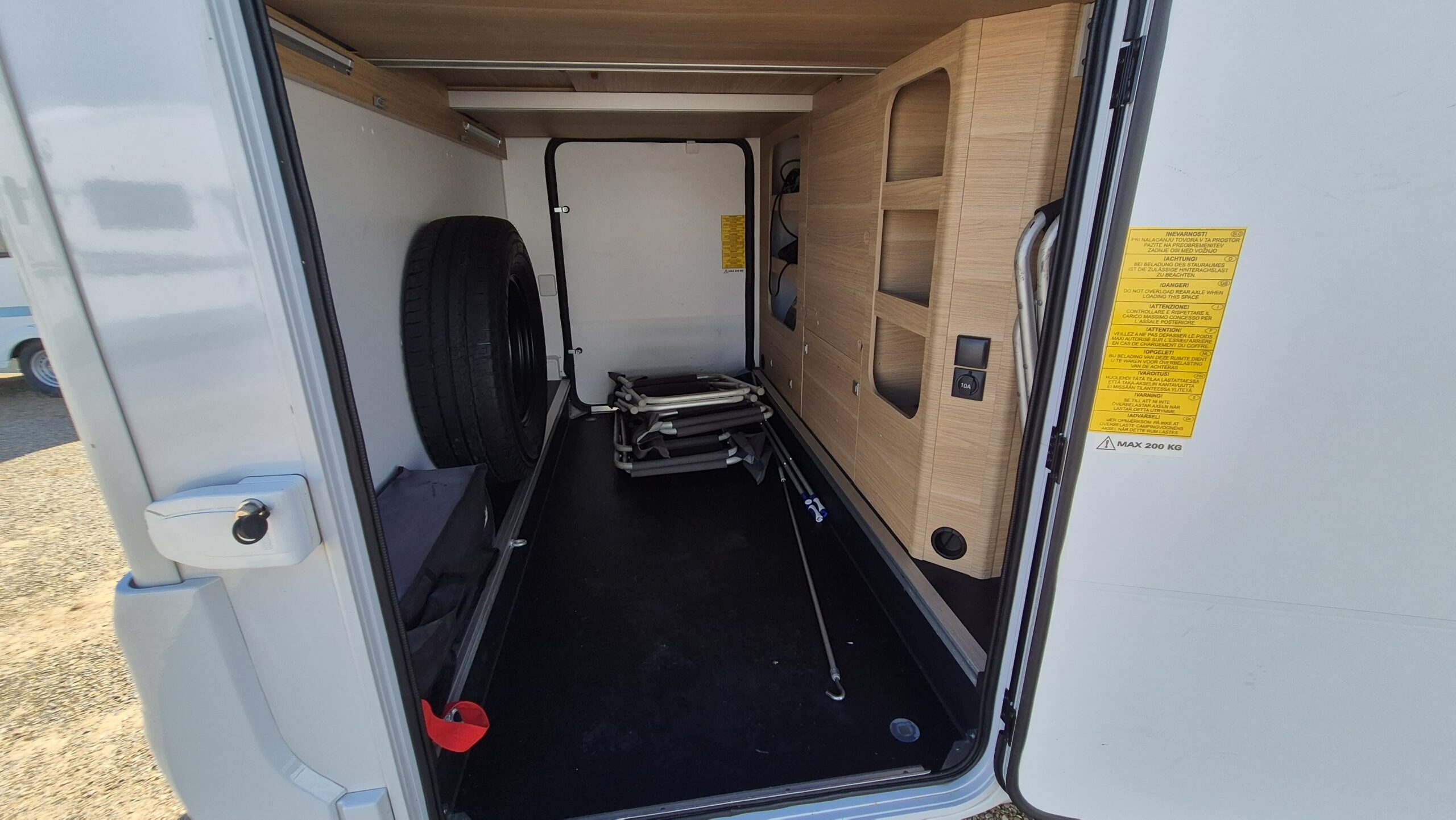 Adria Coral XL Axess 660 SL