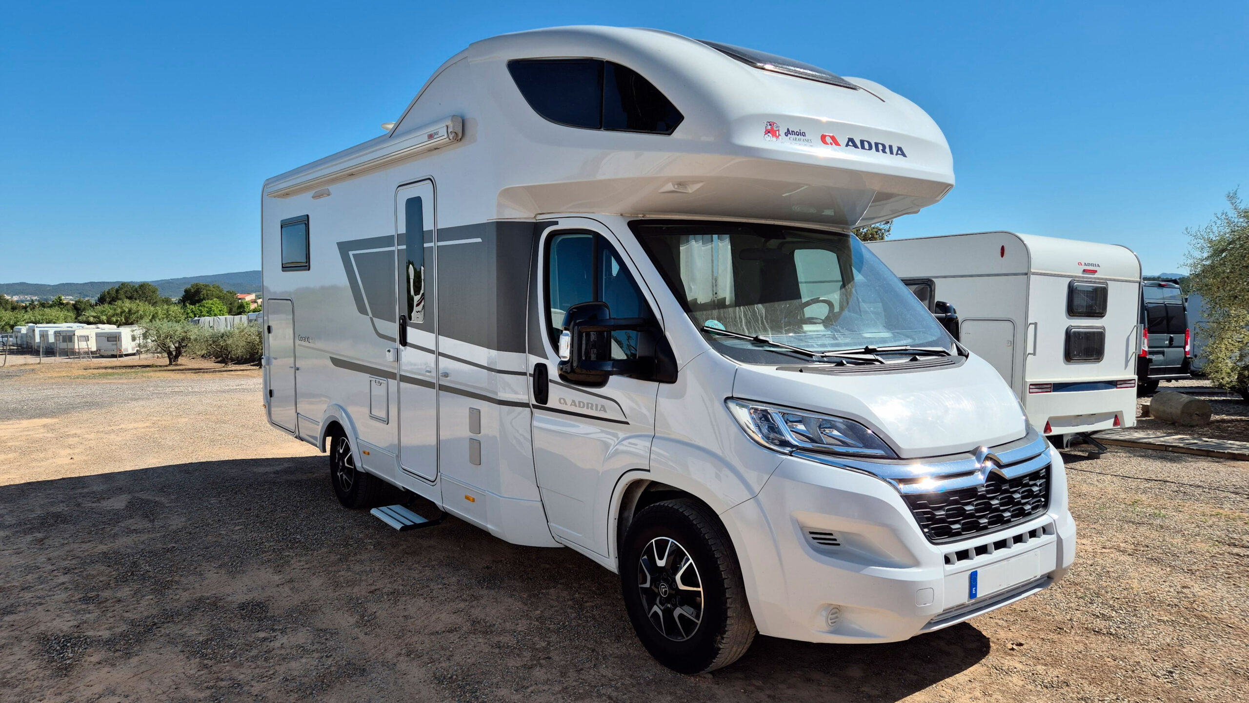 Adria Coral XL Axess 660 SL