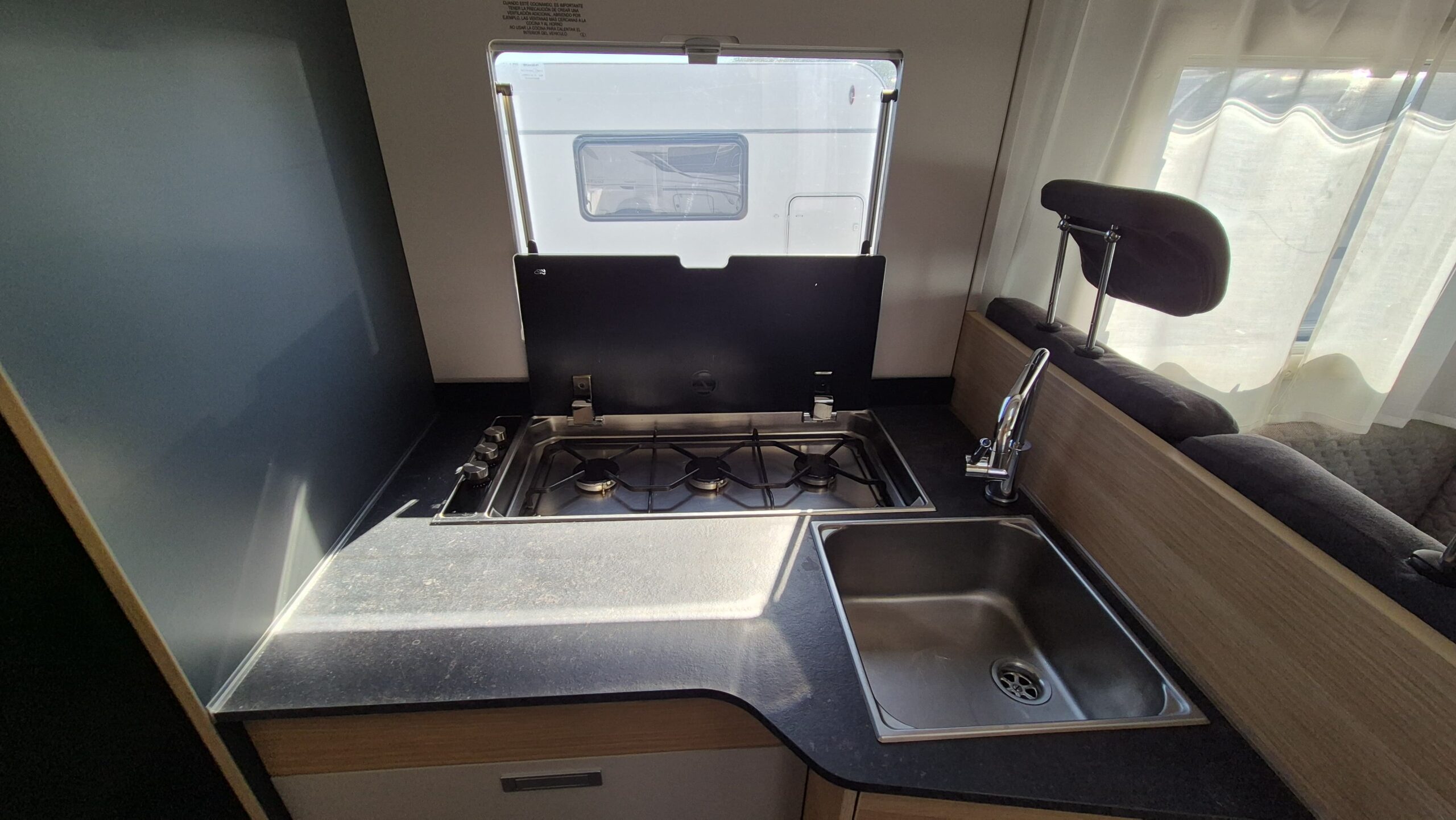Adria Coral XL Axess 660 SL