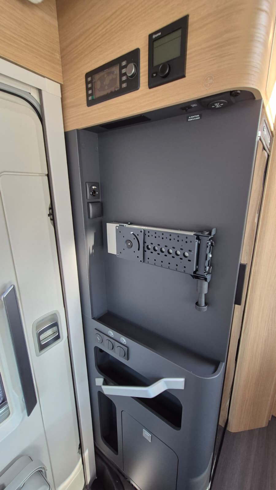 Adria matrix axess 650SL