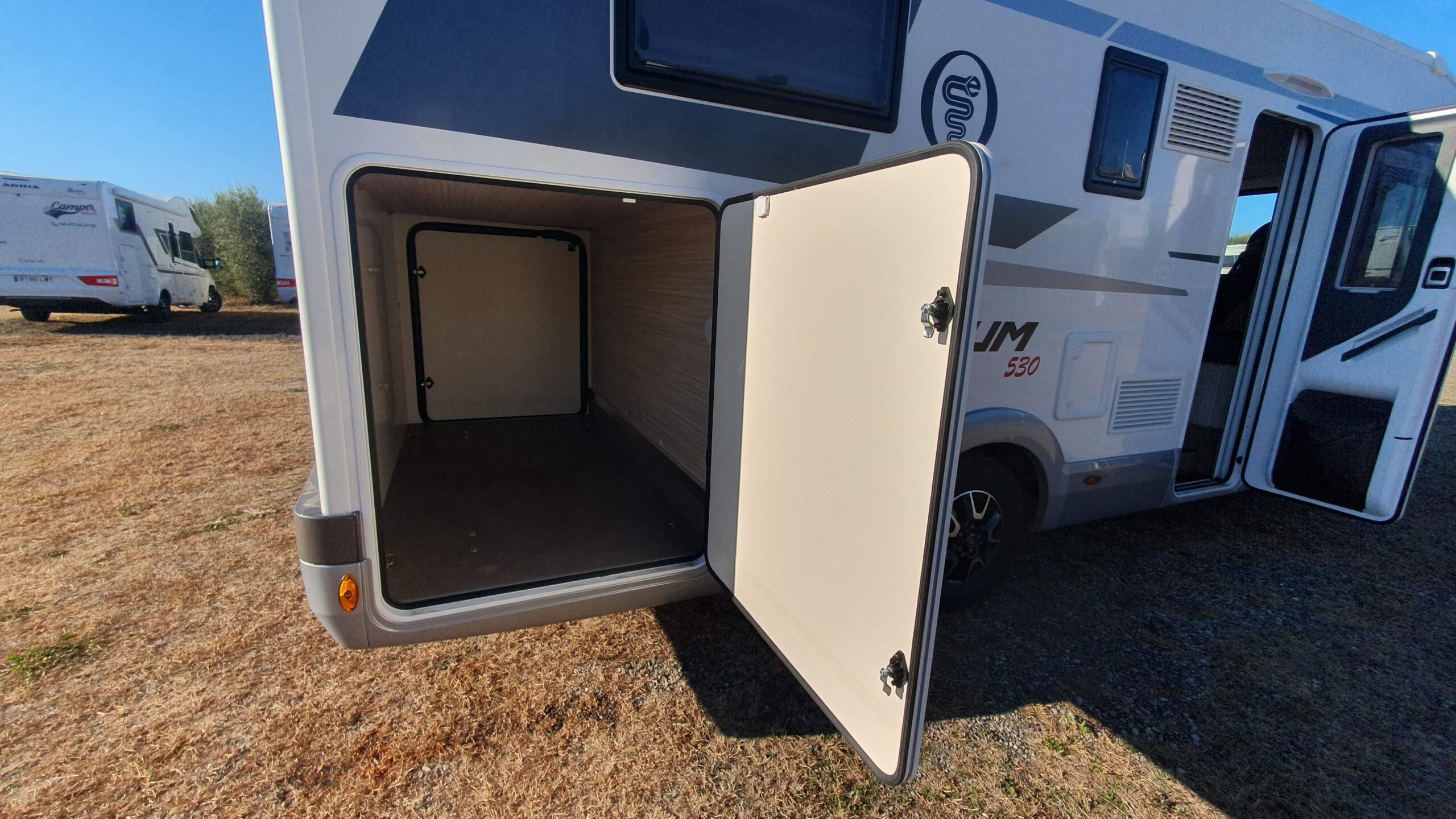 ELNAGH MAGNUM 530 180Cv ocasión