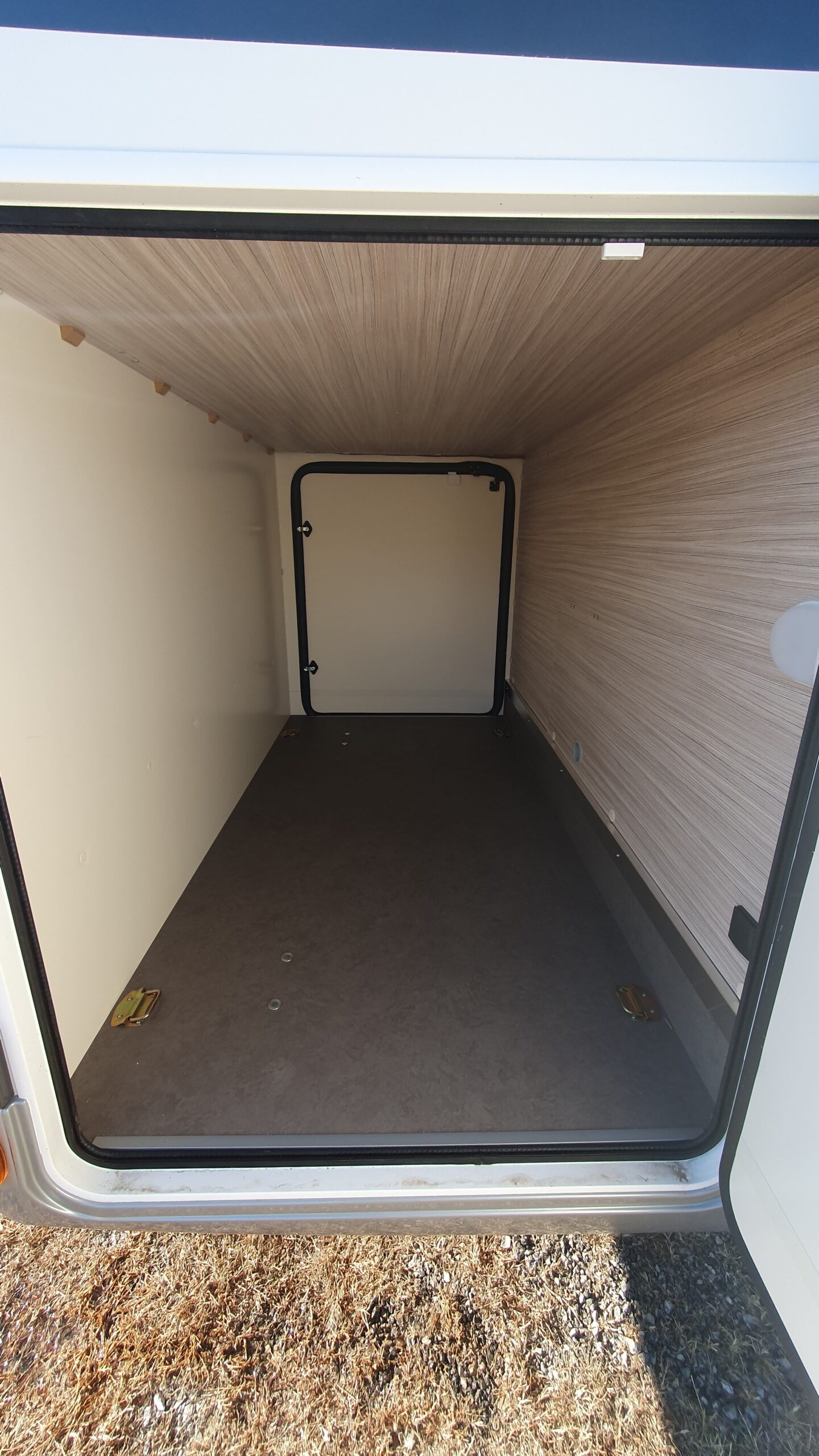 ELNAGH MAGNUM 530 180Cv ocasión