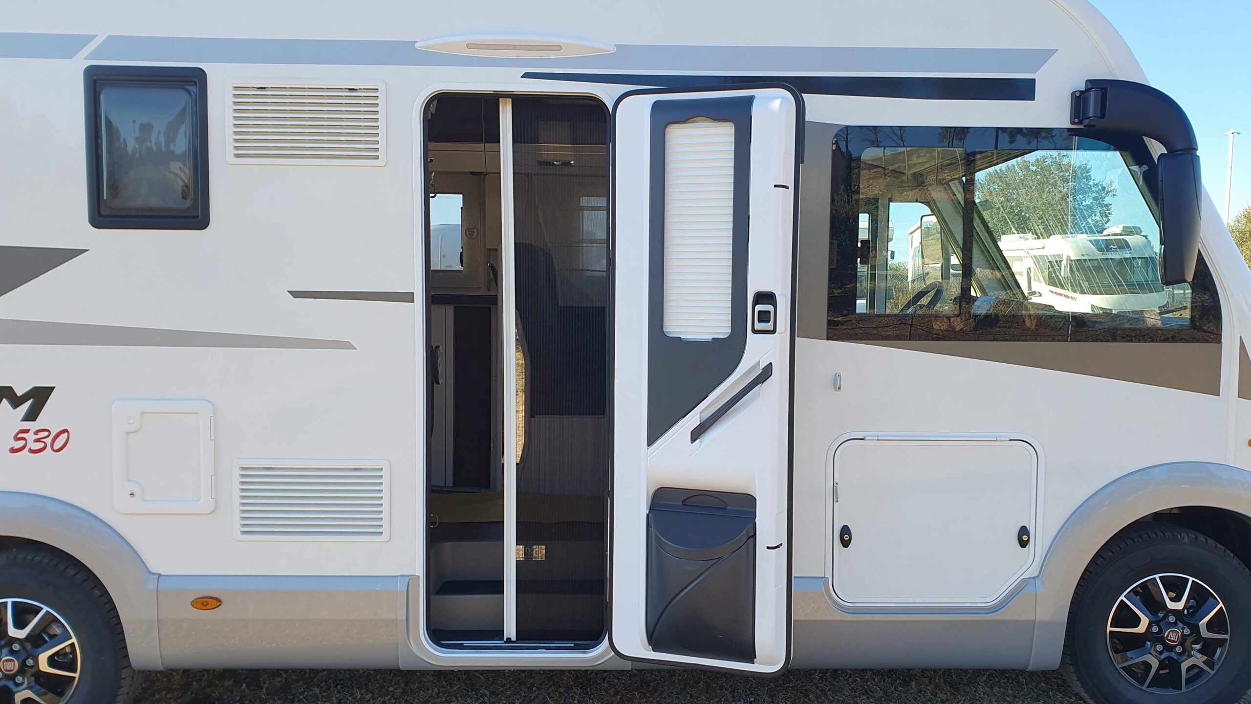 ELNAGH MAGNUM 530 180Cv ocasión