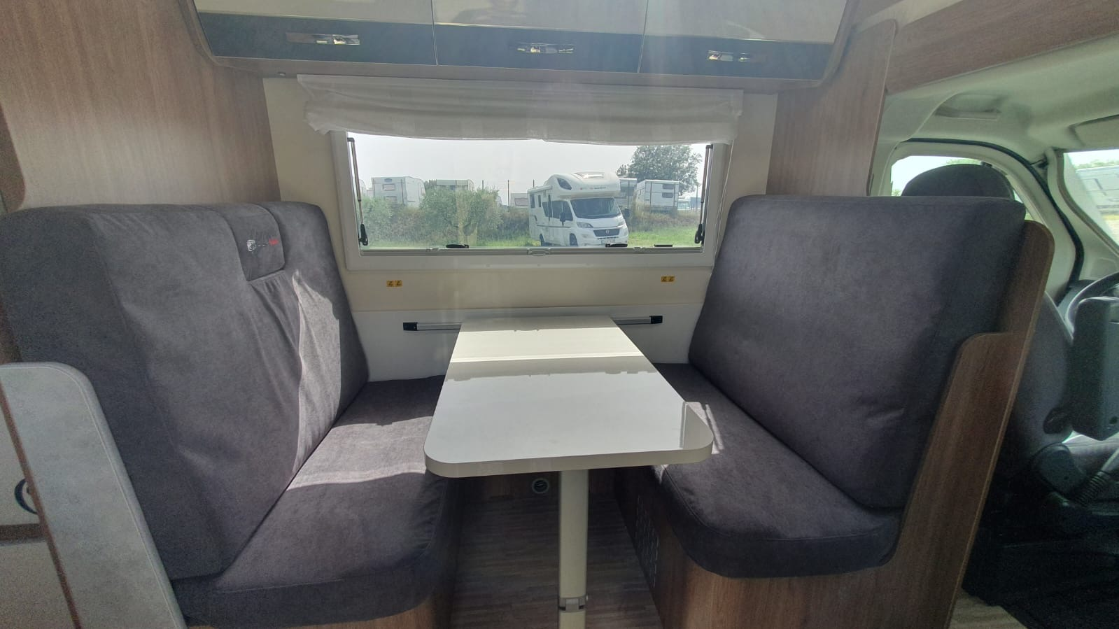 Elnagh Baron 20 7 plazas