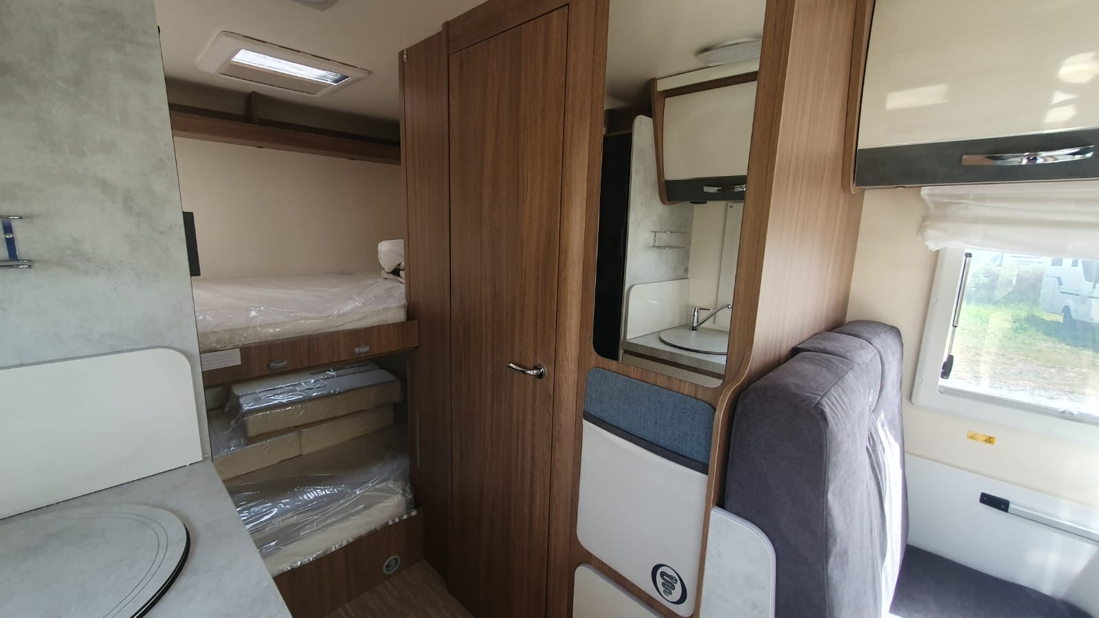 Elnagh Baron 20 7 plazas