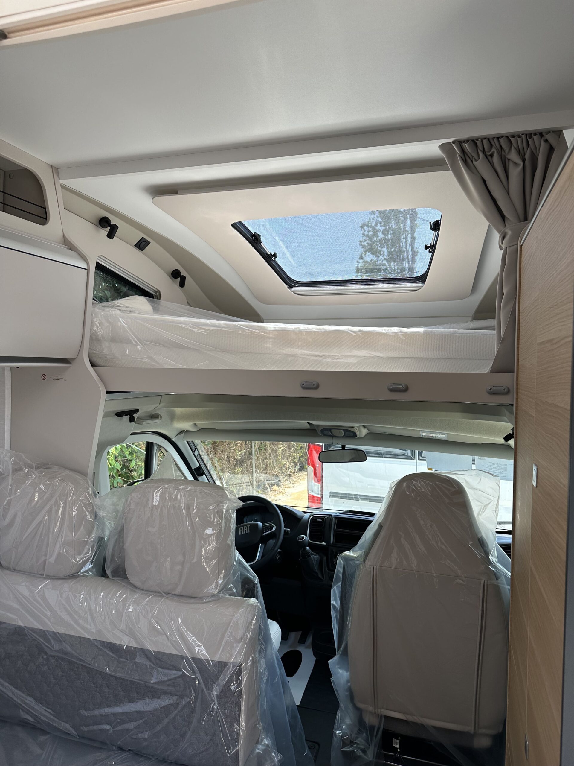 Adria Coral XL 600DP - Imagen 10