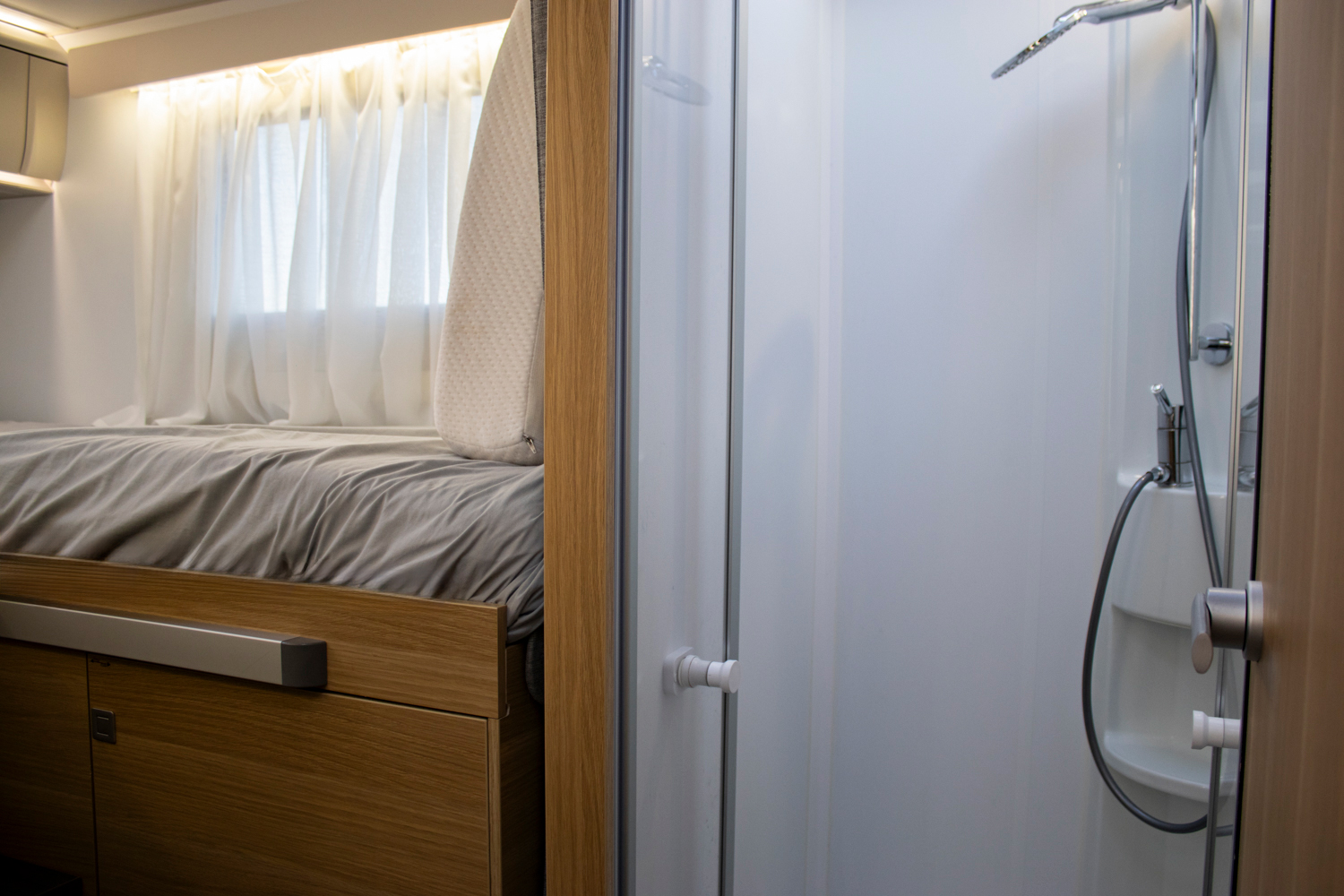 ADRIA MATRIX AXESS 670SL