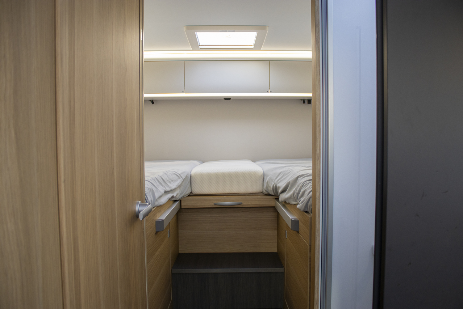 ADRIA MATRIX AXESS 670SL