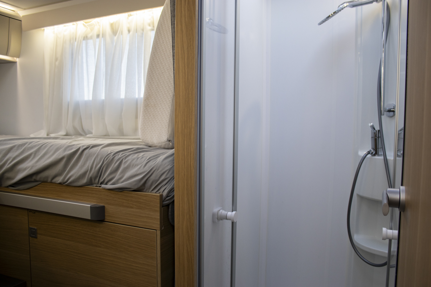 ADRIA MATRIX AXESS 670SL