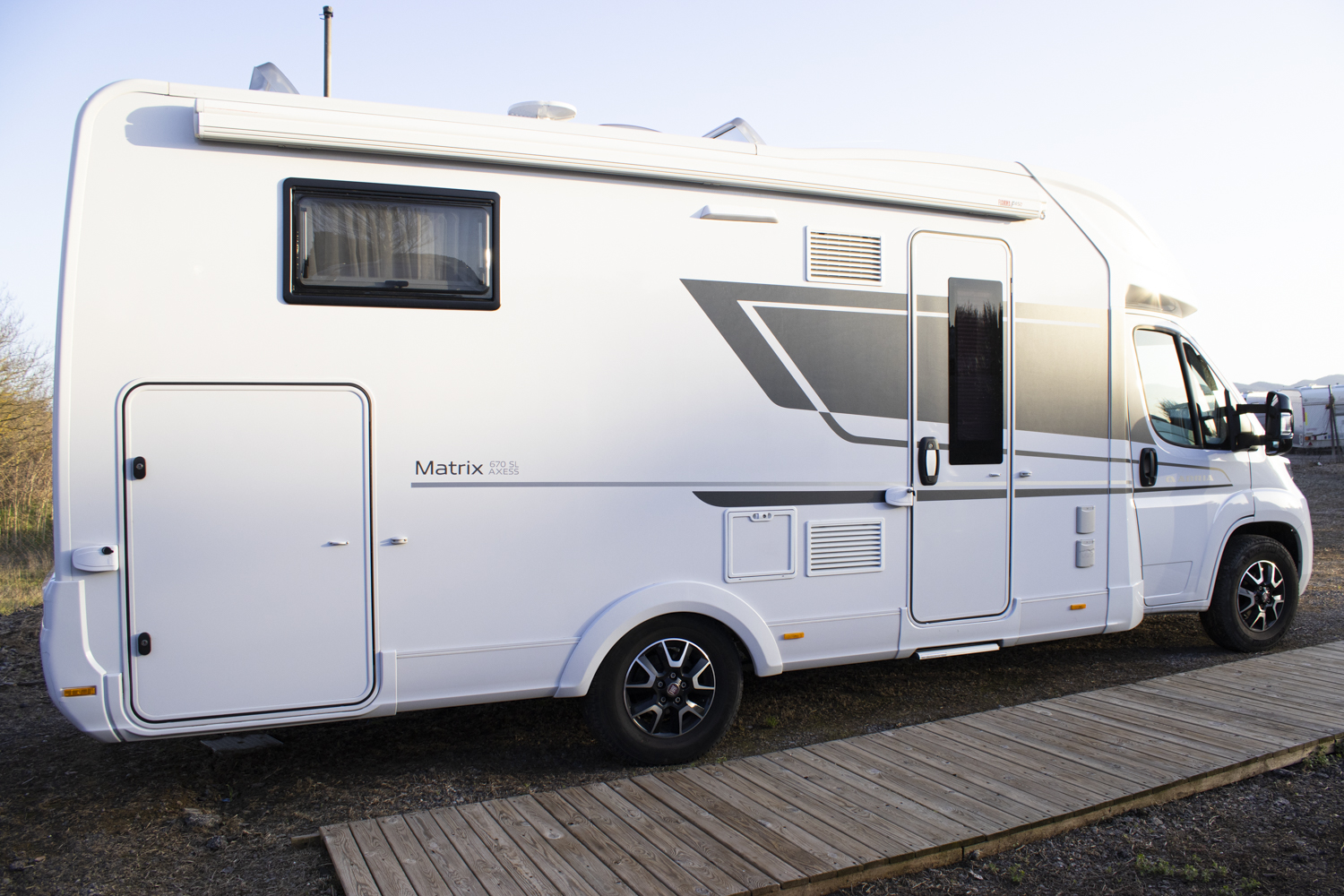 ADRIA MATRIX AXESS 670SL