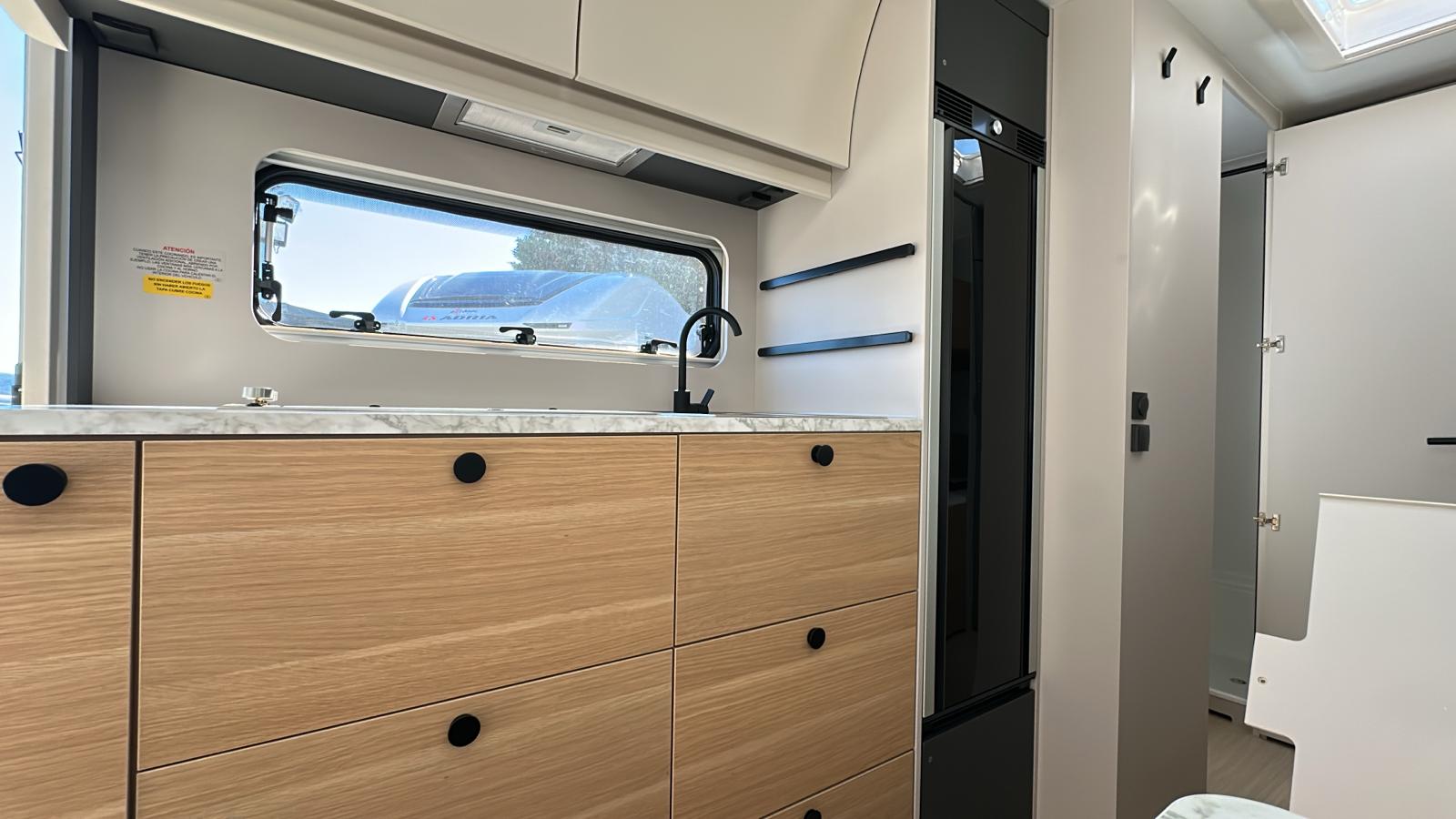 Adria Adora 573PT 2026