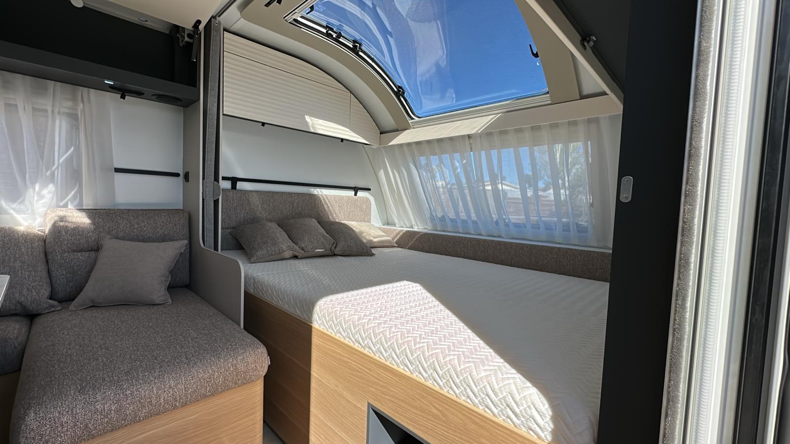 Adria Adora 573PT 2026