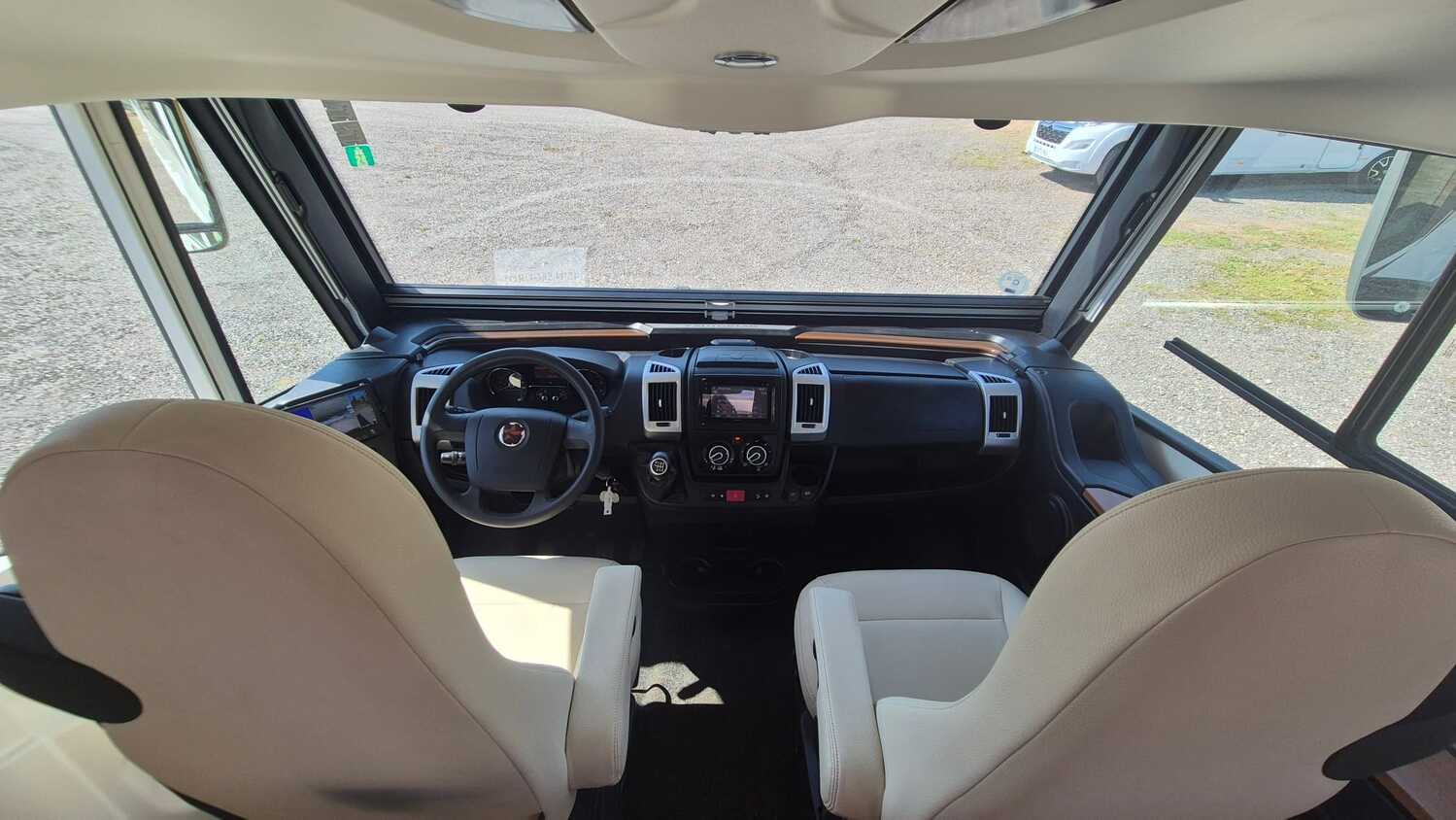 Autostar Privilege I720LC
