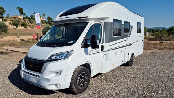 Adria Matrix Axess 670SC 1203