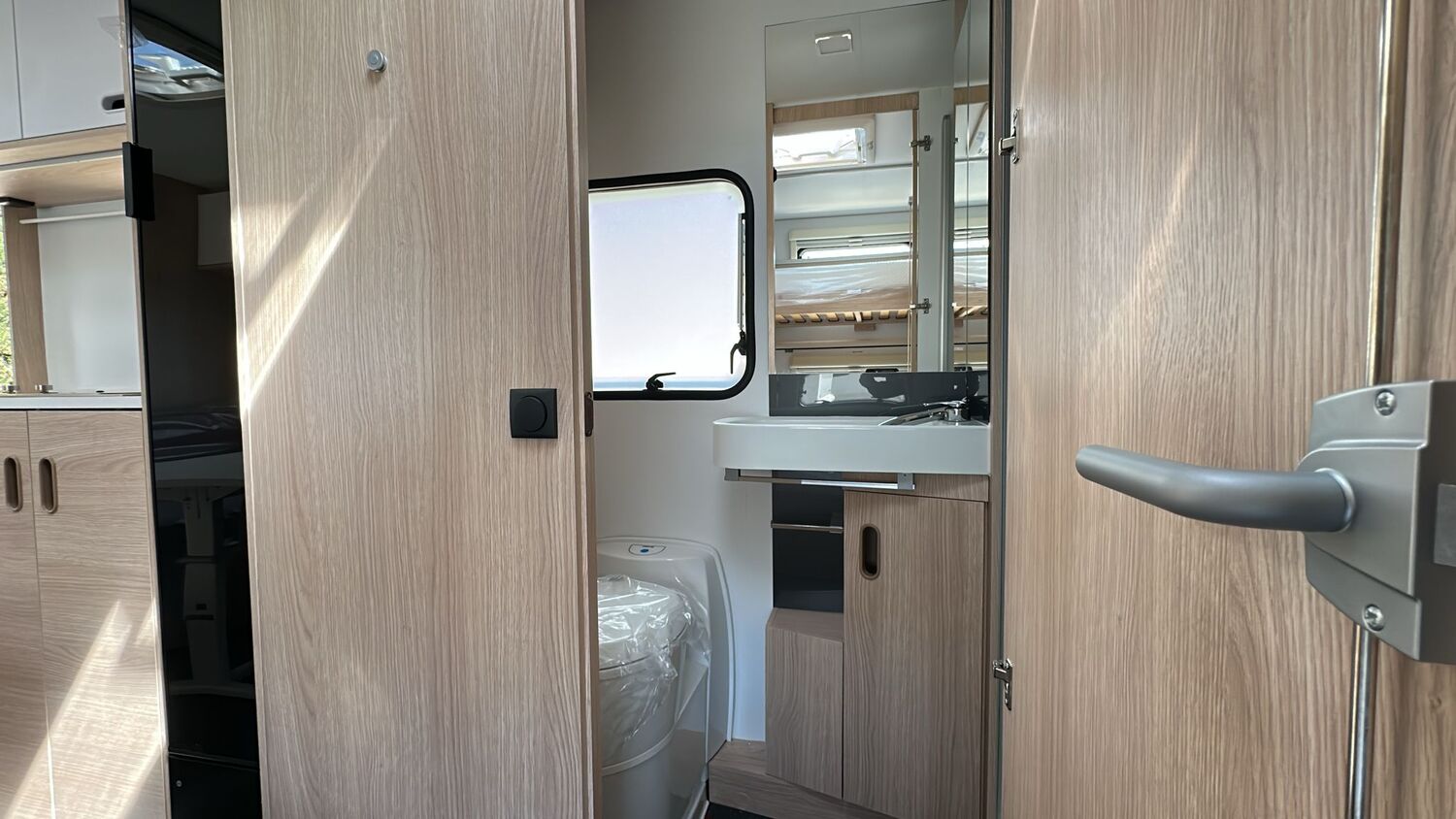 Adria Aviva 563PT - Imagen 9