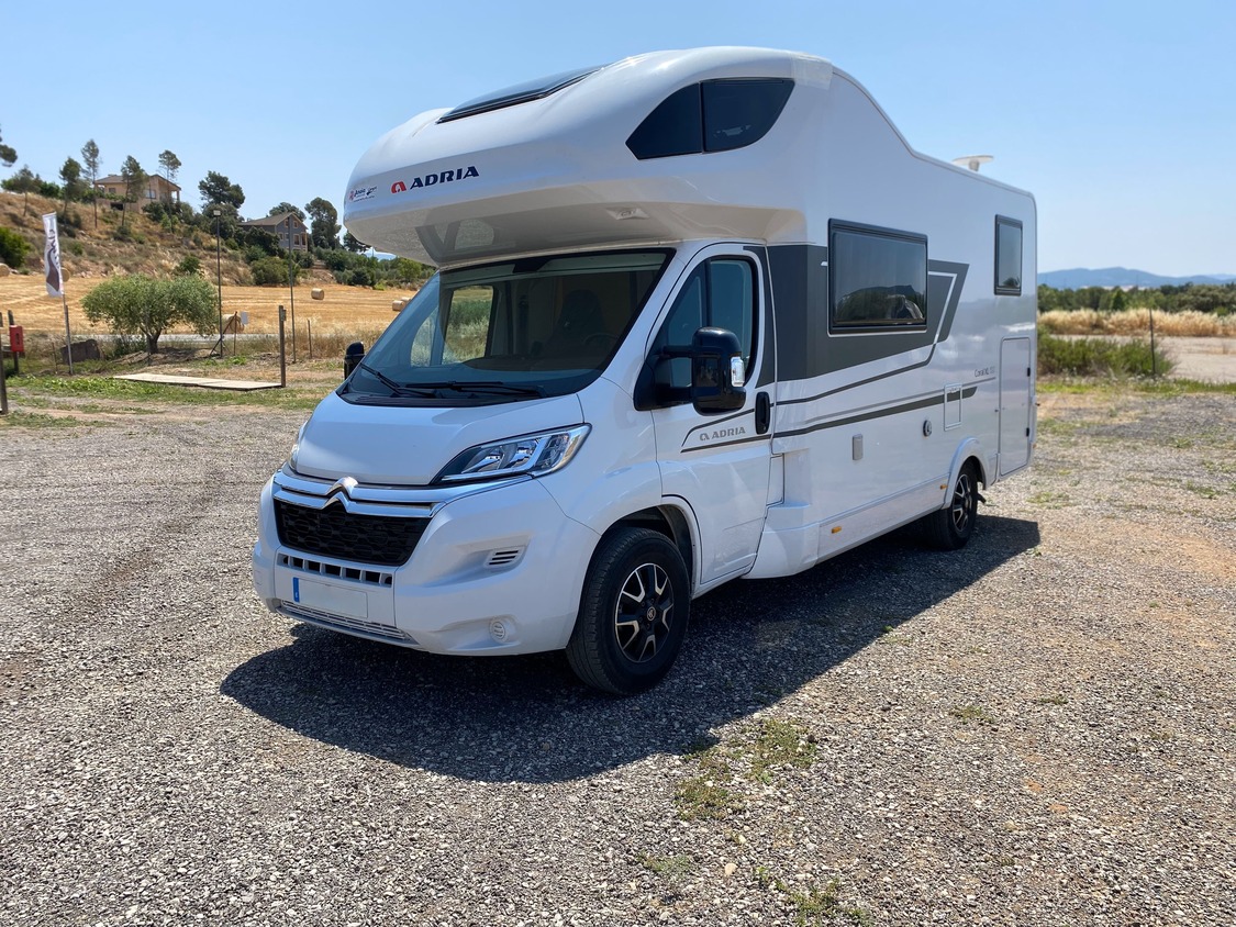 Adria Coral XL Axess 600DP - Imagen 2