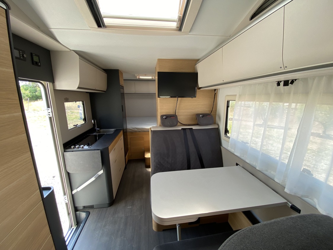 Adria Coral XL Axess 600DP - Imagen 7