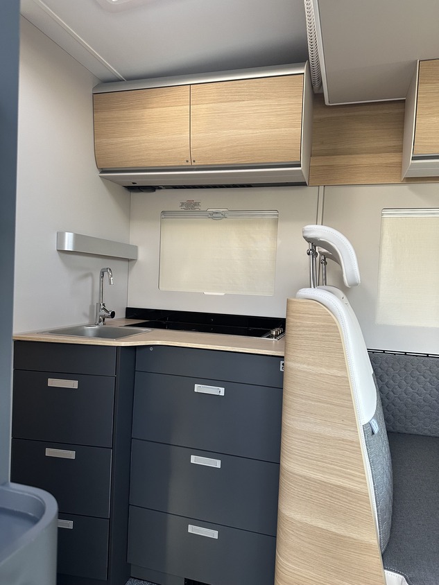 Adria Matrix 670SL 60Y - Imagen 12