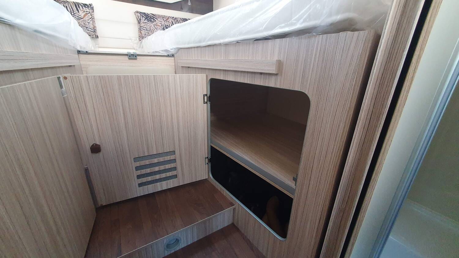 Elnagh Magnum 530 - Imagen 20
