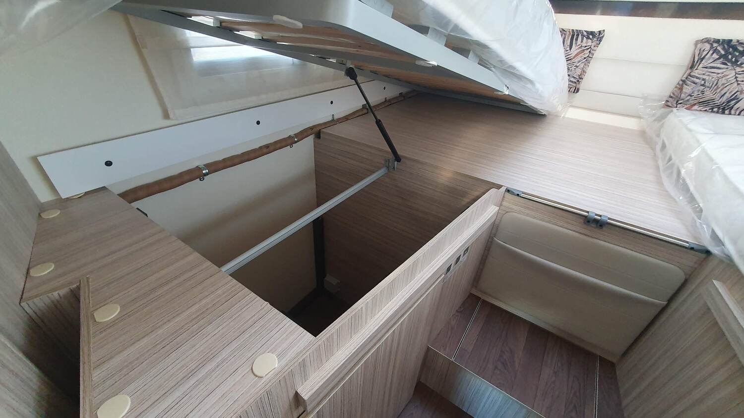 Elnagh Magnum 530 - Imagen 17